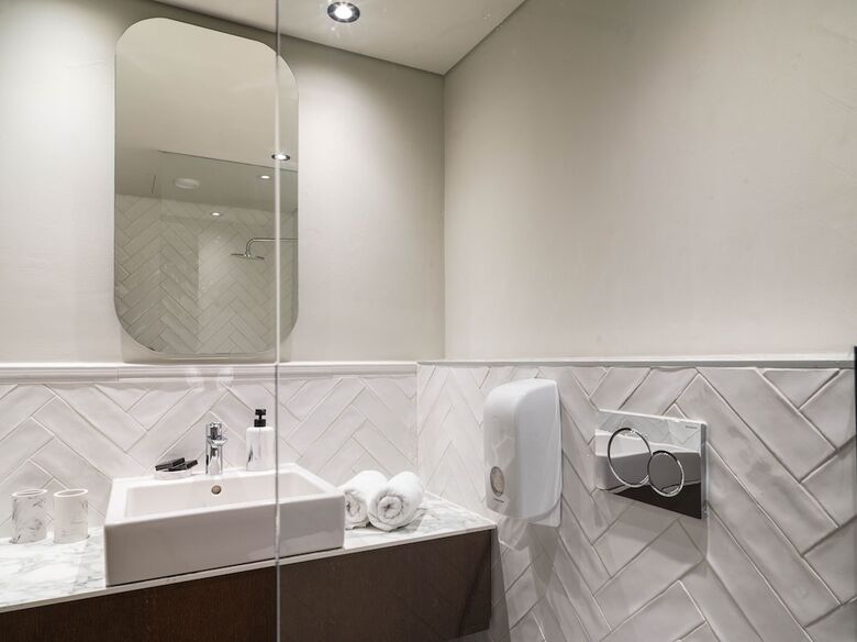 Aparthotel Liv The City Suites