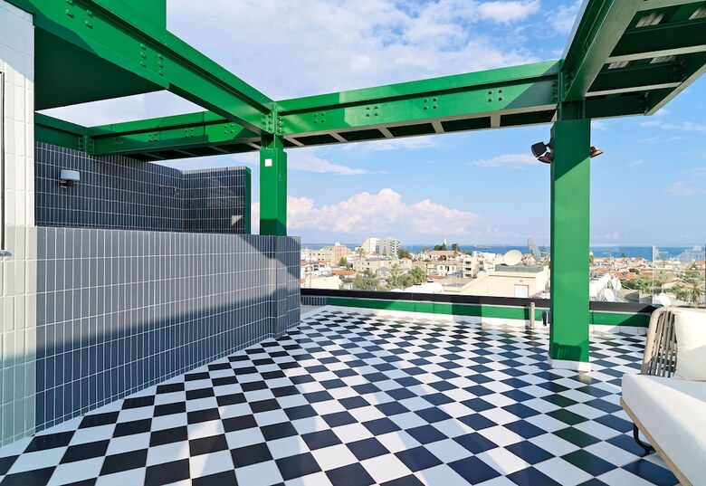Aparthotel Liv The City Suites