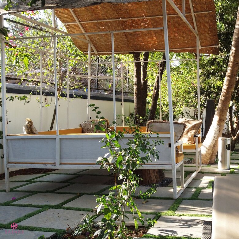 Hotel Sashas Holiday Village