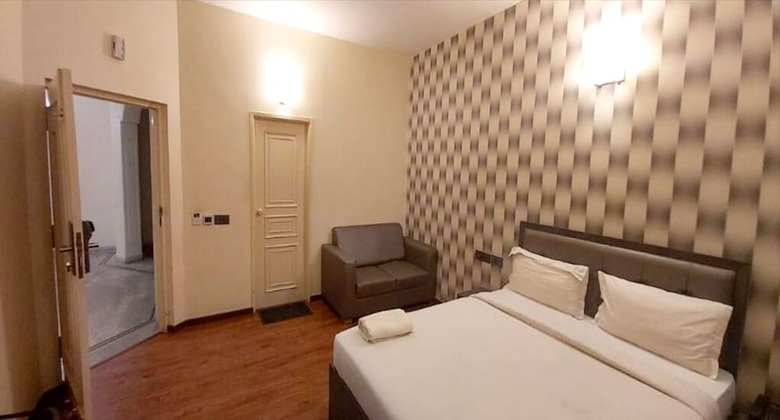 Pph Living Eden Park Hotel Indira Nagar