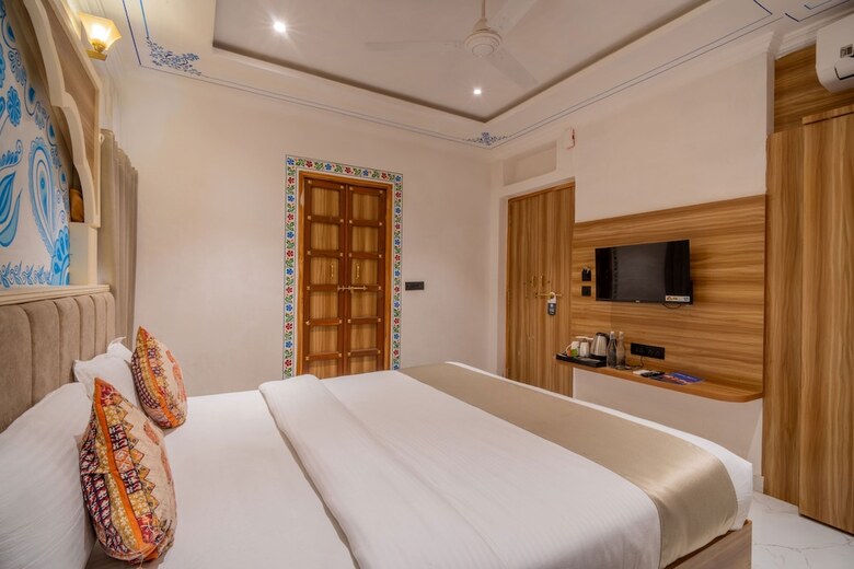 Amoraya Hotels & Resorts