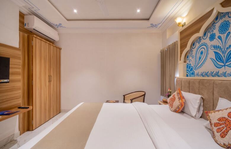 Amoraya Hotels & Resorts