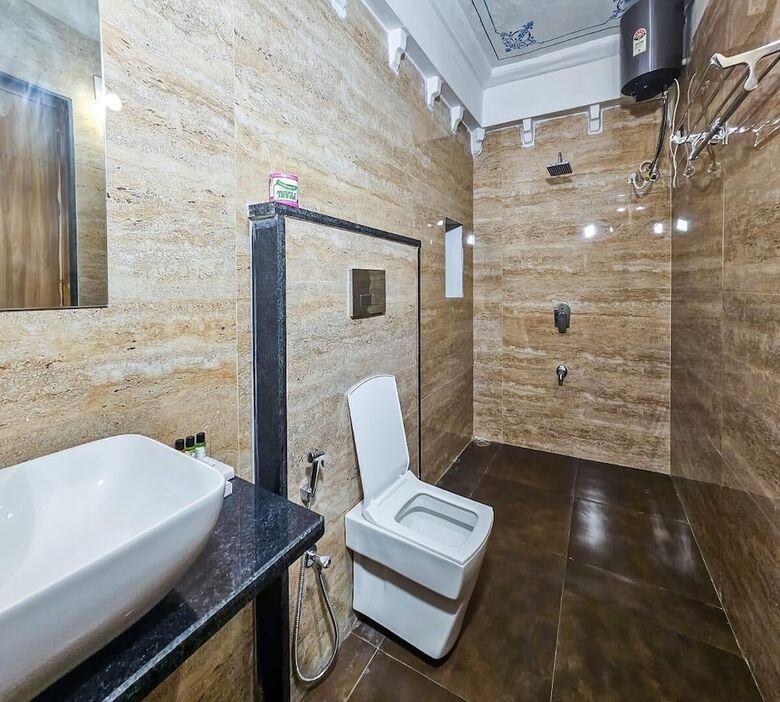 Amoraya Hotels & Resorts