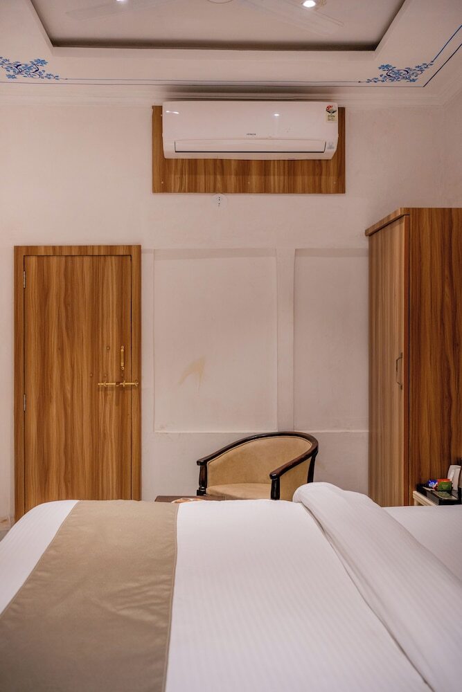 Amoraya Hotels & Resorts