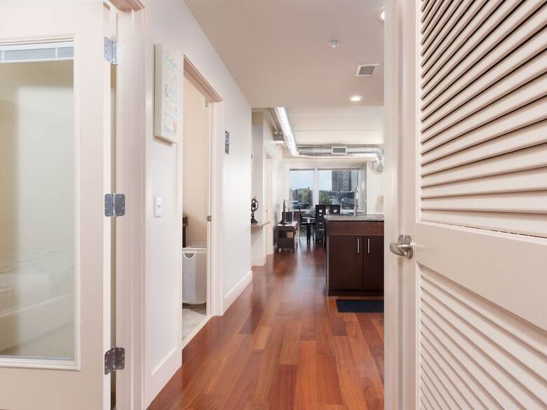 Aparthotel Pelican Fully Furnished Apartments