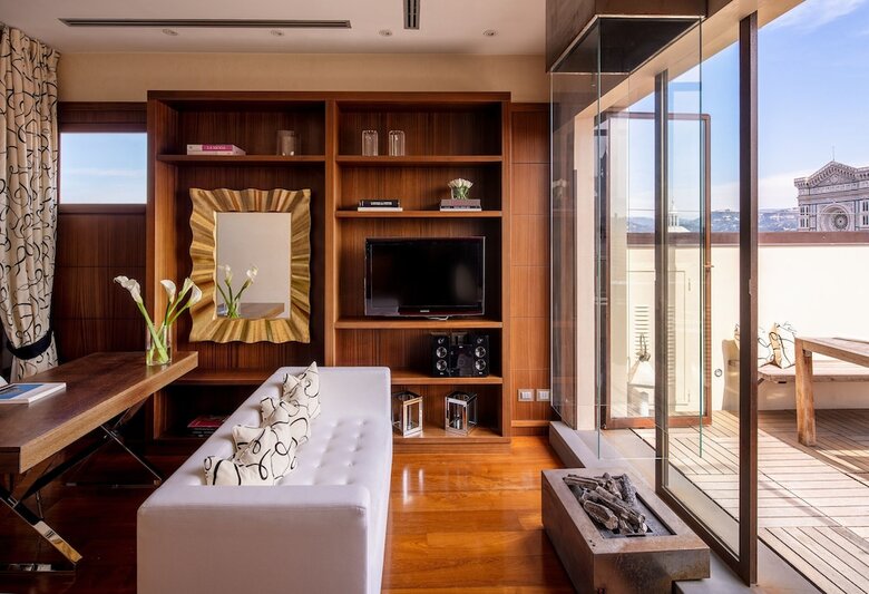 Repubblica Firenze Luxury Apartments | UNA Esperienze