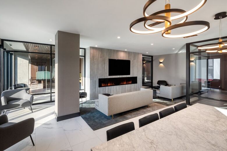 Aparthotel Global Luxury Suites At The Arches