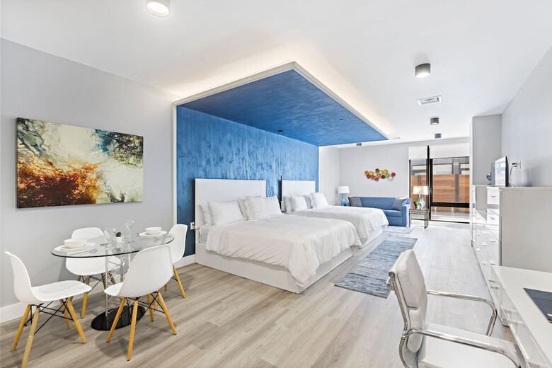 Aparthotel Global Luxury Suites At The Arches