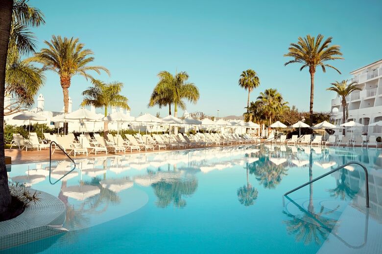Apartamentos Sunprime Atlantic View Suite & Spa