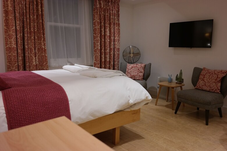 Hotel Alma Rooms