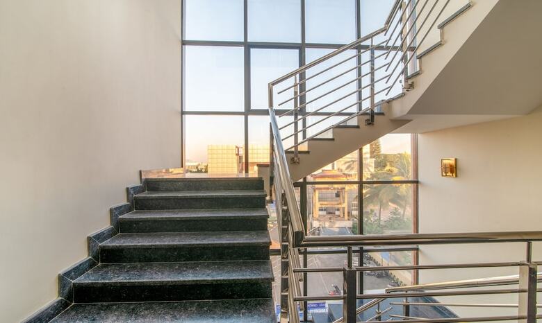 Hotel Treebo Premium New Light Suites