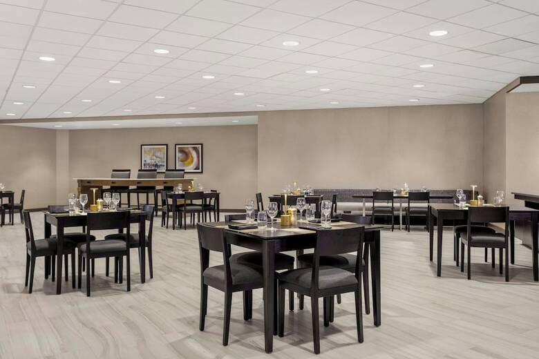 Delta Hotels By Marriott Somerset
