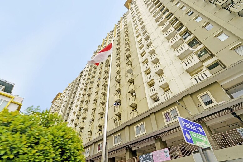 Hotel O Apartemen Gateway Cicadas By Inpro II