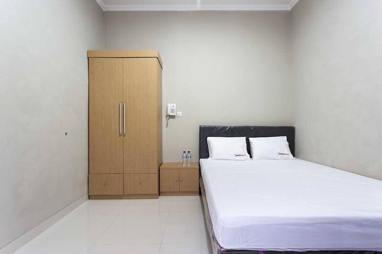 Reddoorz @ Mangga Besar 2