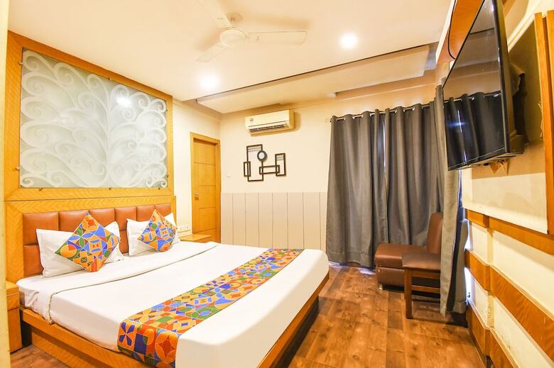 Hotel Fabexpress Abis Residency