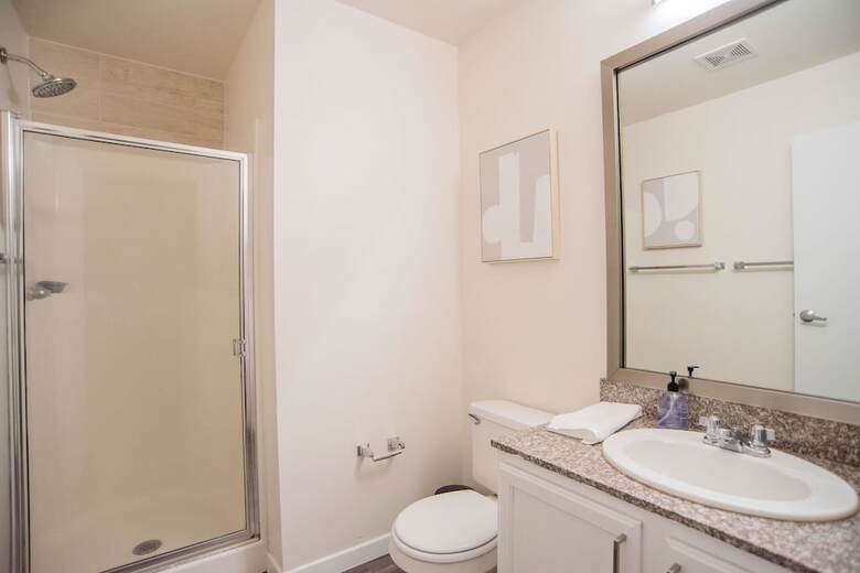 Aparthotel 3br Cozysuites Theblock Skybridge Access