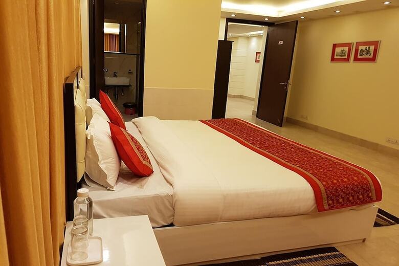 Hotel Greenleaf Apartment And Suites, Kalkaji