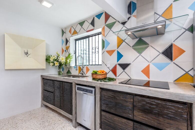Aparthotel Cuale Condo Retreats