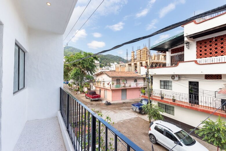 Aparthotel Cuale Condo Retreats