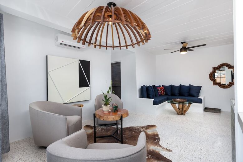 Aparthotel Cuale Condo Retreats