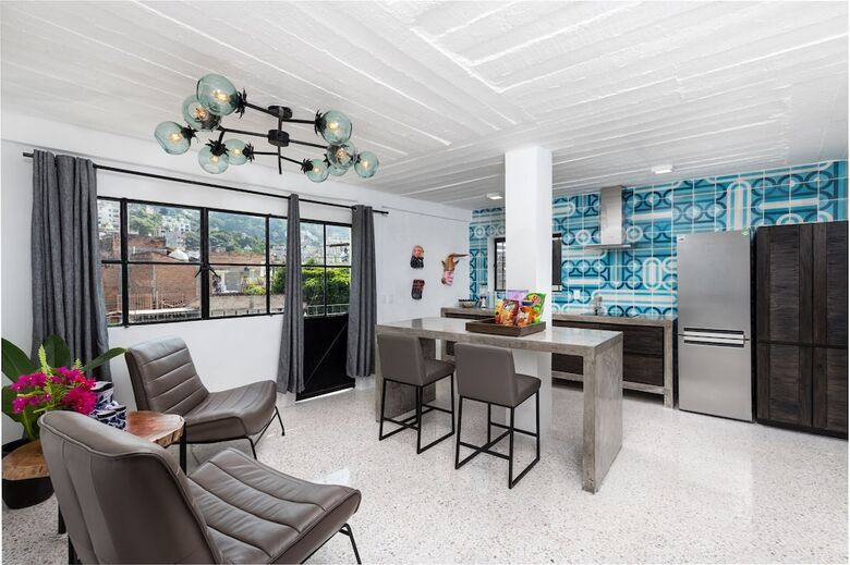 Aparthotel Cuale Condo Retreats