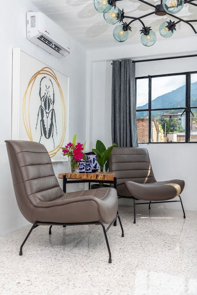 Aparthotel Cuale Condo Retreats