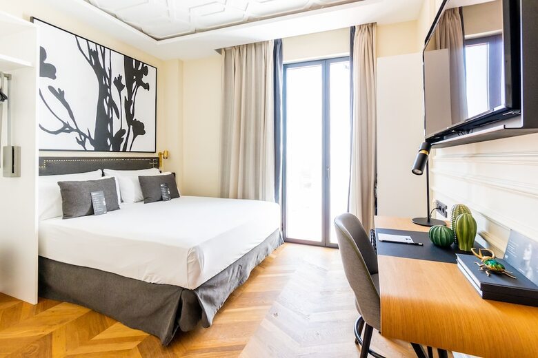 Hotel L&h Gran Via Valencia