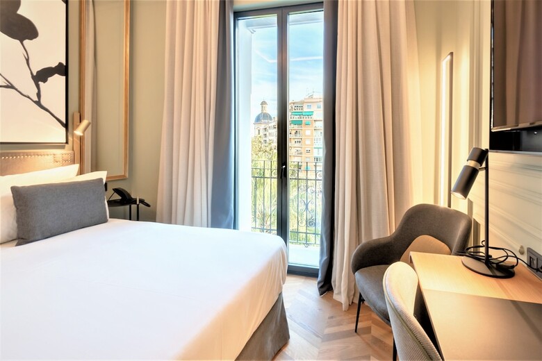 Hotel L&h Gran Via Valencia