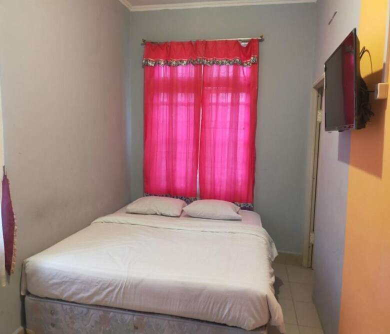 Guest House F18 Cendrawasih