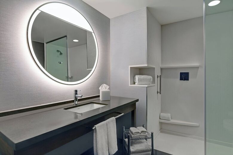 Hotel Courtyard By Marriott Manhattan Aggieville