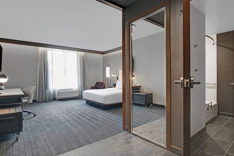 Hotel Courtyard By Marriott Manhattan Aggieville