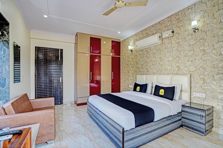 Hotel Homefort Stays, Millennium City Centre Gurugram