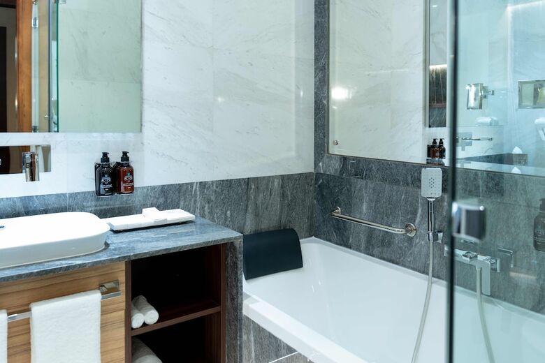 Hotel Millennium Place Doha