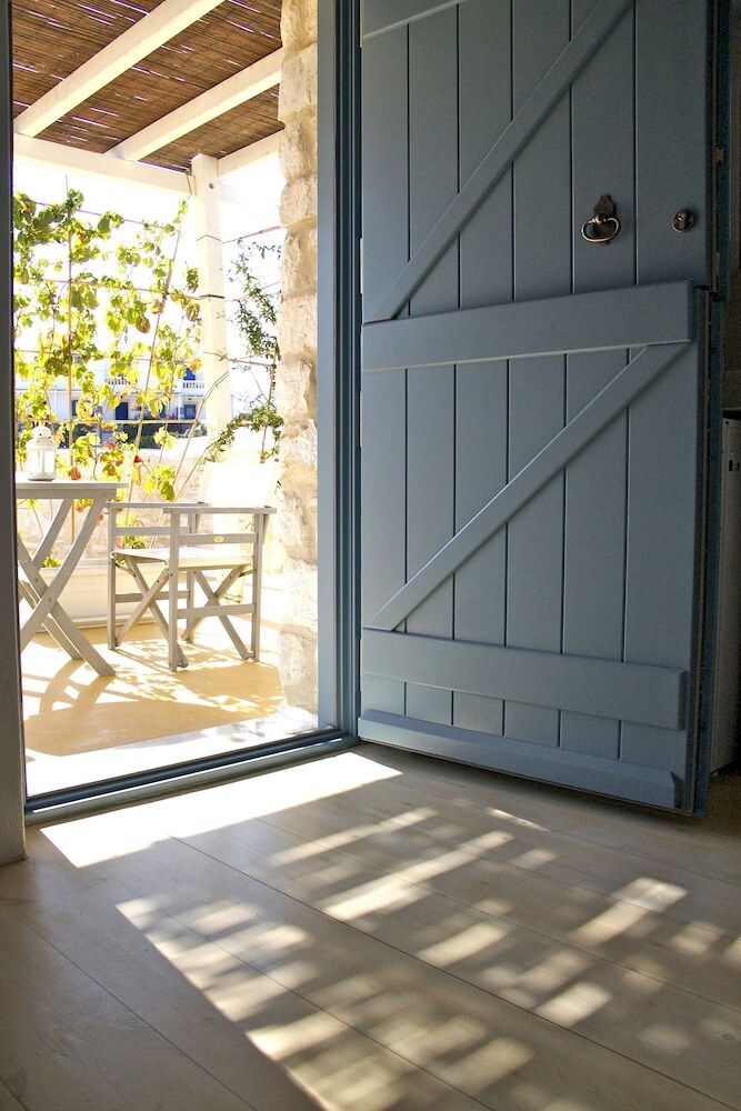 Nomads House Paros