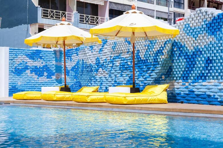 Hotel Anona Beachfront Phuket Resort