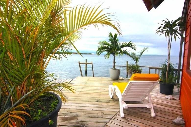 Orange House - Over The Water Rental