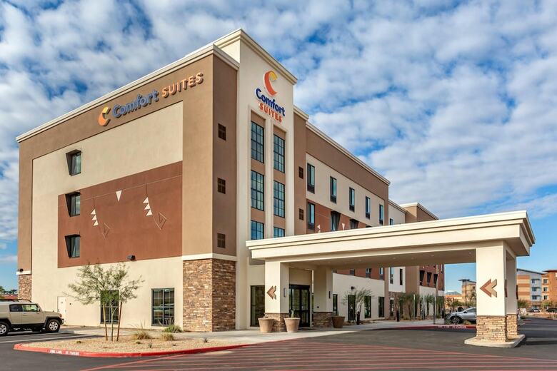 Hotel Comfort Suites Scottsdale Talking Stick Entertainment District