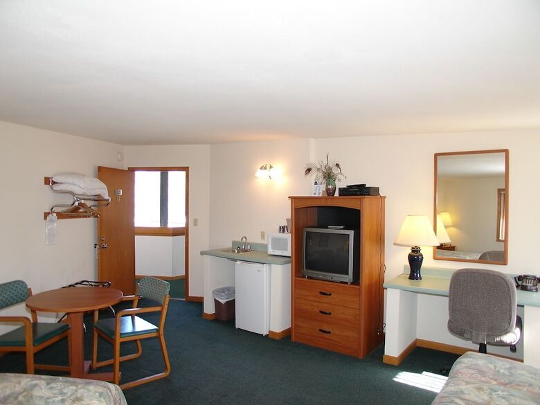 Hotel Forty Winks Inn Llc