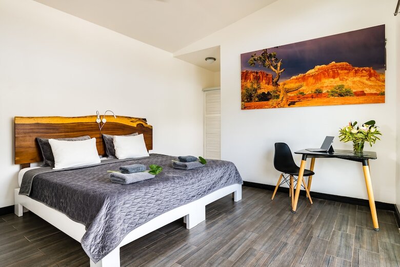In The Shade Hotel - Coworking - Adults Only