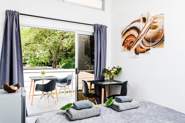 In The Shade Hotel - Coworking - Adults Only