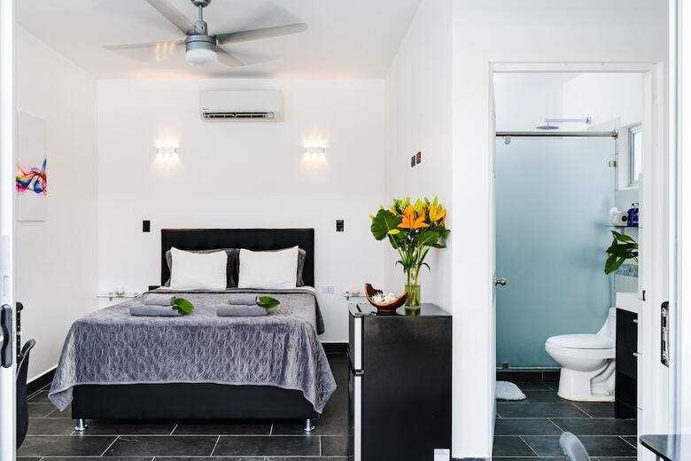 In The Shade Hotel - Coworking - Adults Only
