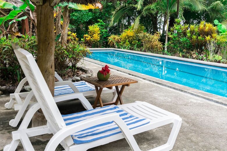 Bed & Breakfast Bluff Beach Retreat