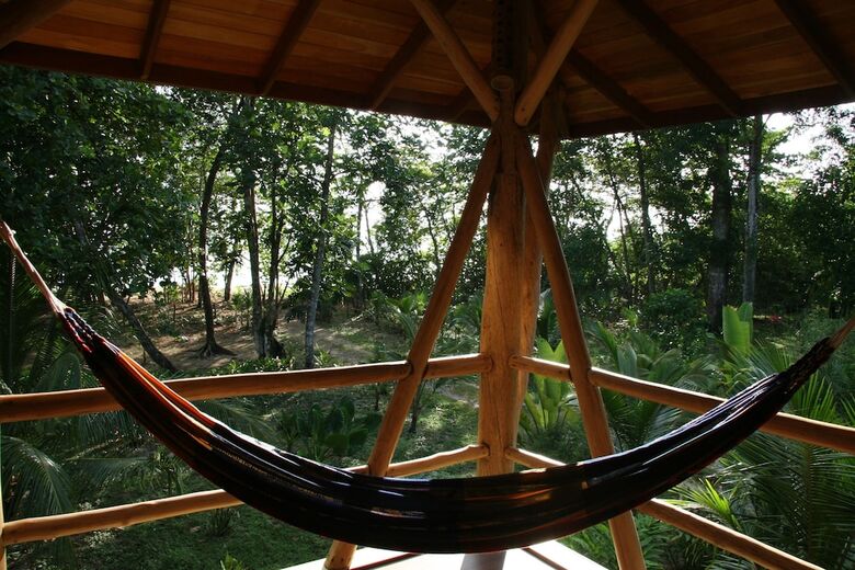 Bed & Breakfast Bluff Beach Retreat