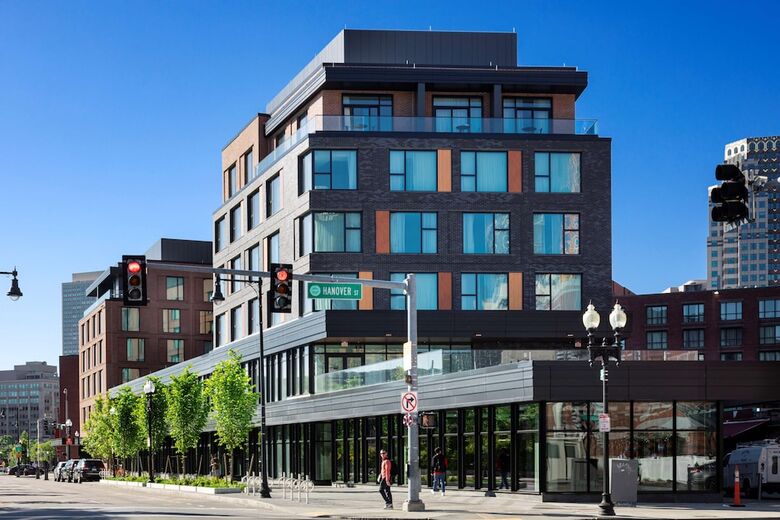 Hotel Canopy By Hilton Boston Downtown