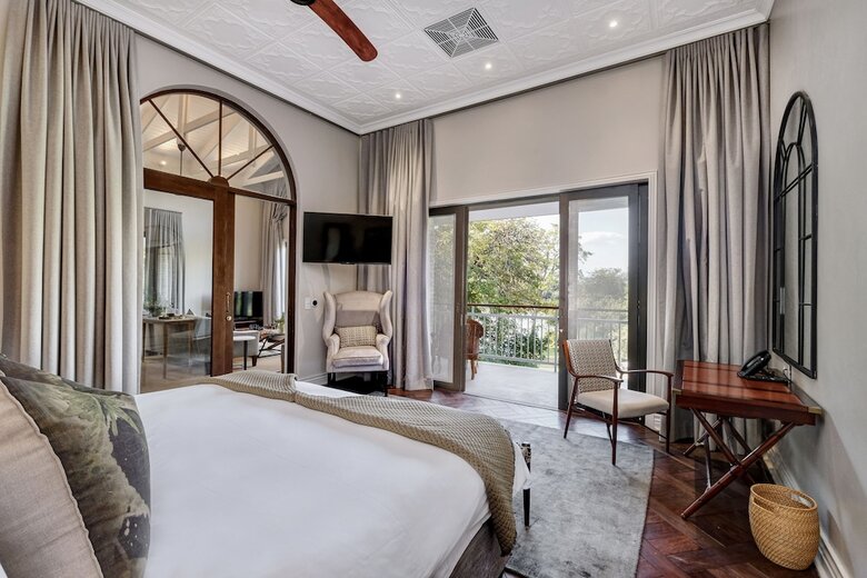 Palm River Hotel