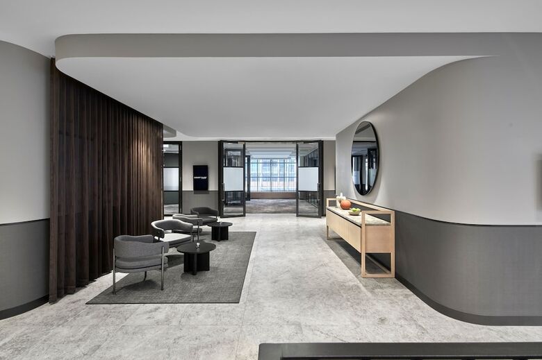 Hotel Courtyard By Marriott Melbourne Flagstaff Gardens