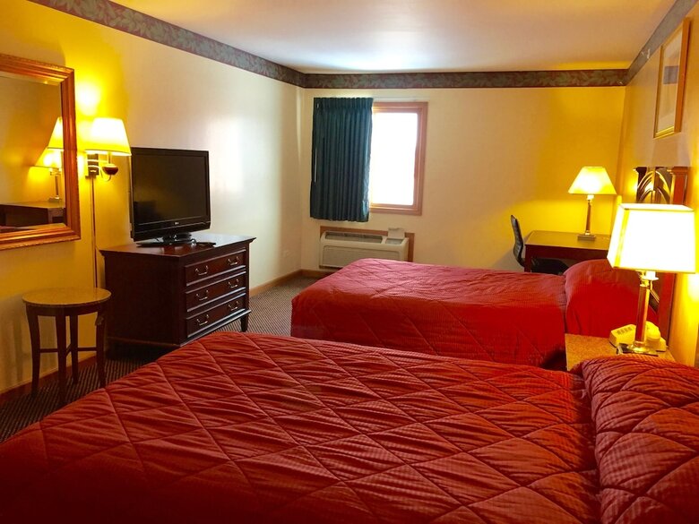Hotel Executive Inn And Suites