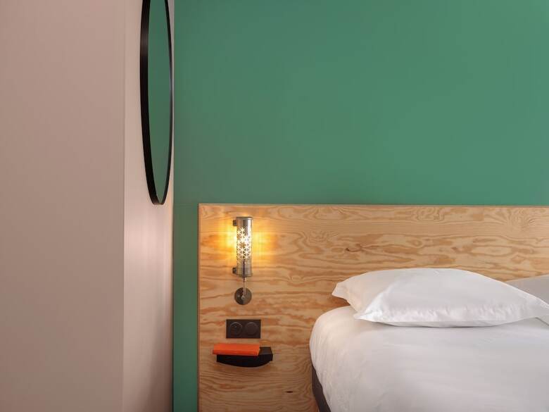 Eklo Hotels Bordeaux City Center Bastide