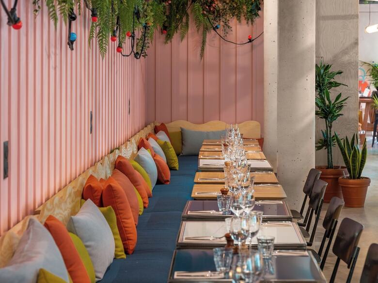 Eklo Hotels Bordeaux City Center Bastide