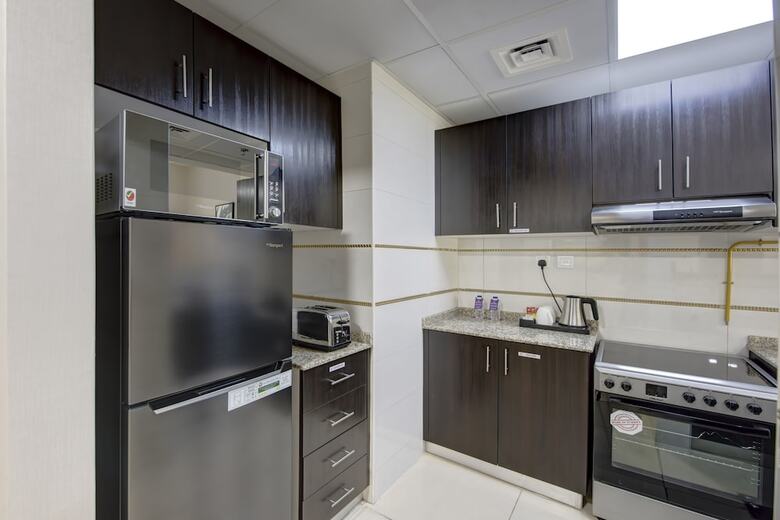 Hotel Regency Luxury Suites